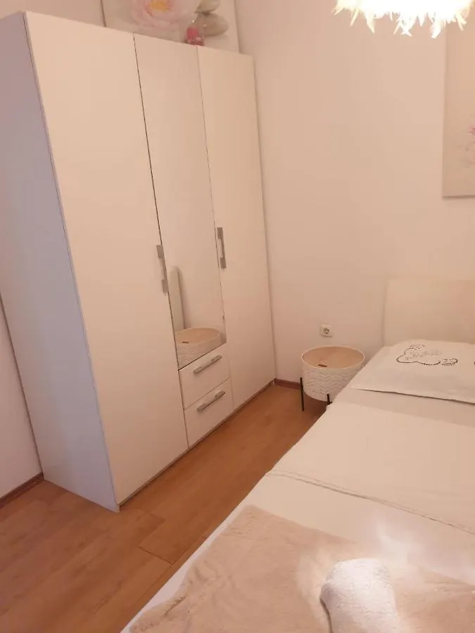 Apartament House Aurora Bibinje 0*,