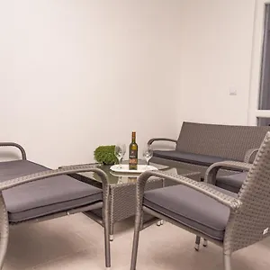 Apartment Marijamagdalena